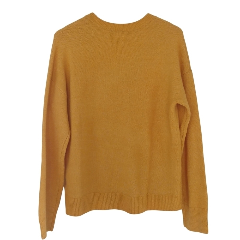 GAP Sweater Cozy Vibrant Gold Warm V-neck Relaxed Fit Long Sleeves Ribbed Knit - Picture 5 of 10